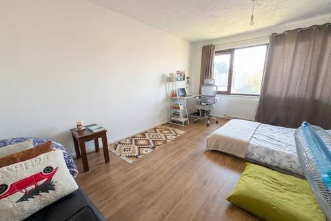 undefined, Whitehall Road, Uxbridge, UB8