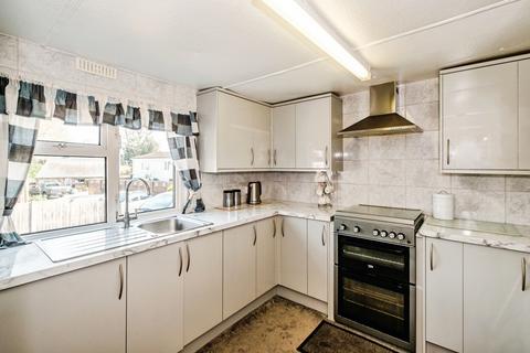 2 bedroom detached house for sale, Bostal Road, Steyning, West Sussex, BN44