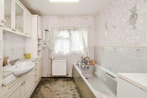 2 bedroom detached house for sale, Bostal Road, Steyning, West Sussex, BN44