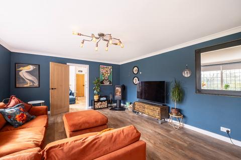 5 bedroom detached bungalow for sale, Worlds End Lane, Aylesbury HP22