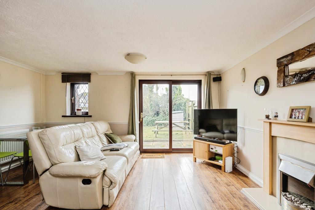 Pbox-IMG.jpg