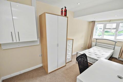 6 bedroom semi-detached house for sale, Fulflood