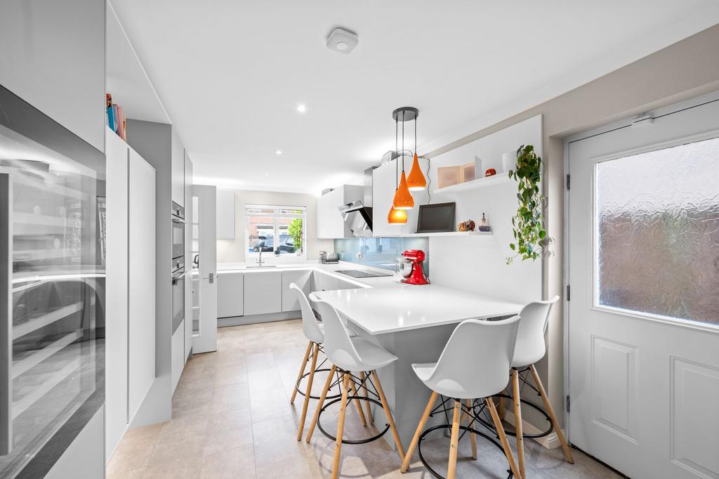 Kitchen/Breakfast Room
