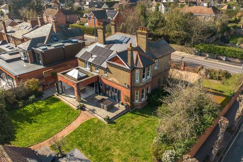 4 bedroom detached house for sale, 226 Springfield Road, Chelmsford CM2