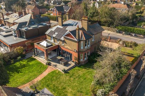 4 bedroom detached house for sale, 226 Springfield Road, Chelmsford CM2