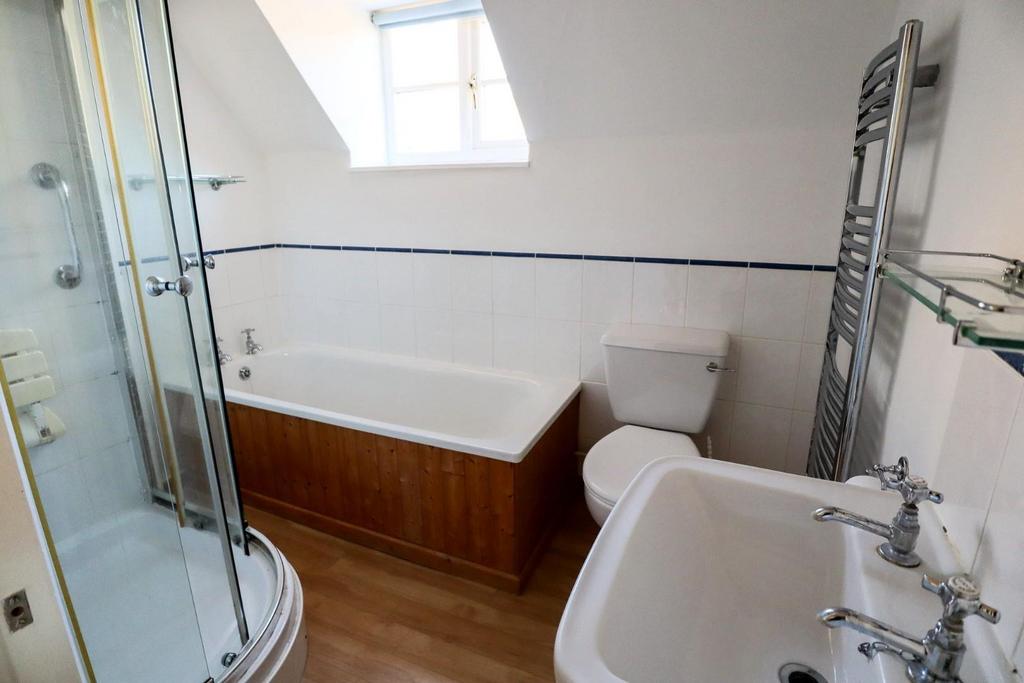 Bathroom.jpg