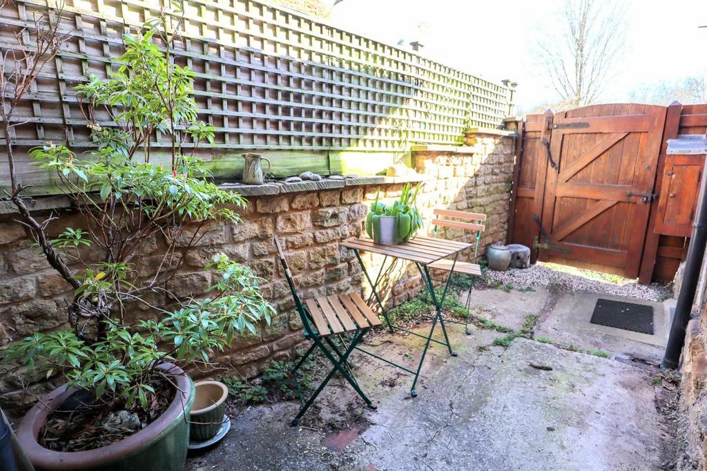Garden area (2).jpg