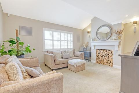 4 bedroom detached house for sale, Shenfield Place, Shenfield, CM15