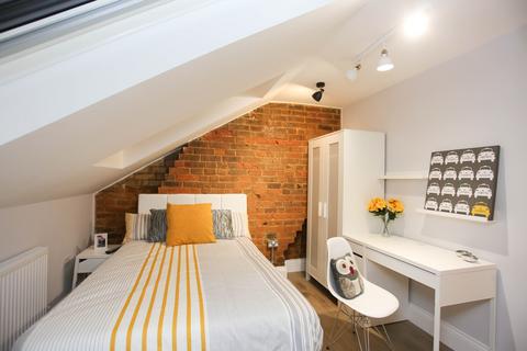 undefined, Room 5, Flat A, King Street, Luton, Bedfordshire, LU1 2DW