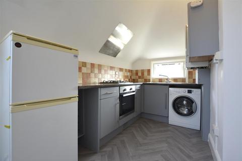 1 bedroom flat to rent, Crescent Road, Brentwood
