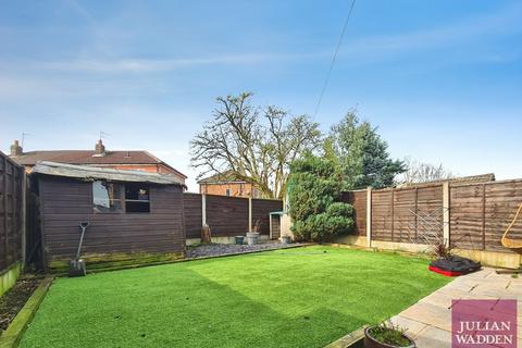3 bedroom semi-detached house to rent, Tudor Close, Reddish, Stockport, SK5