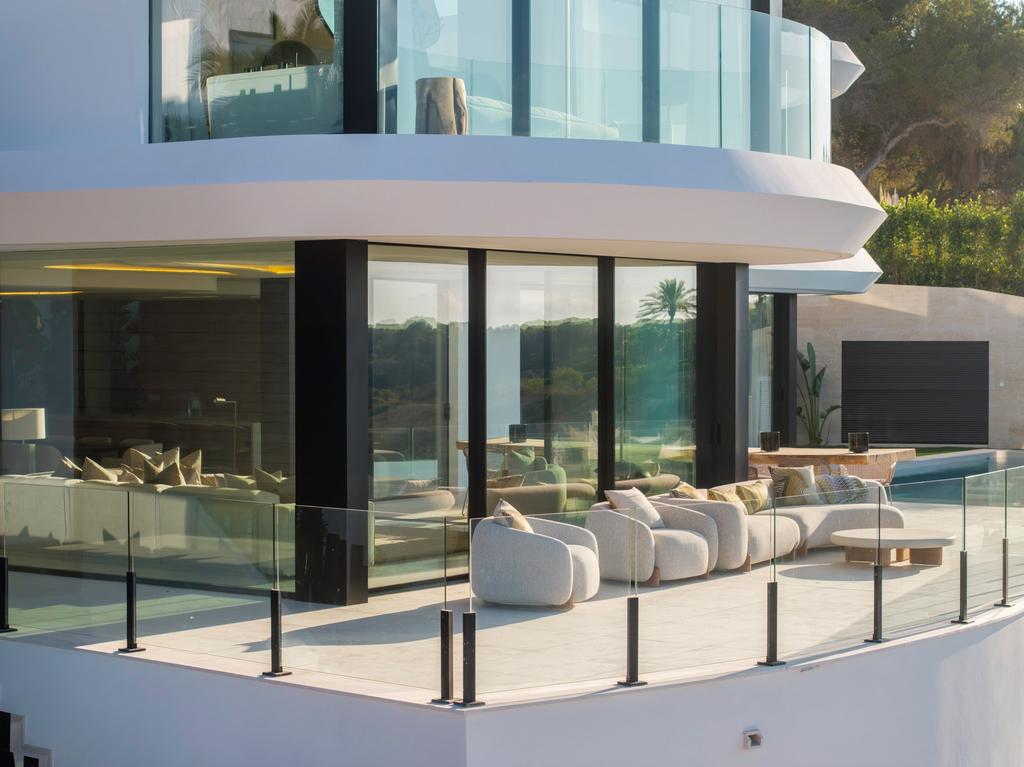 Balcony view, balcony