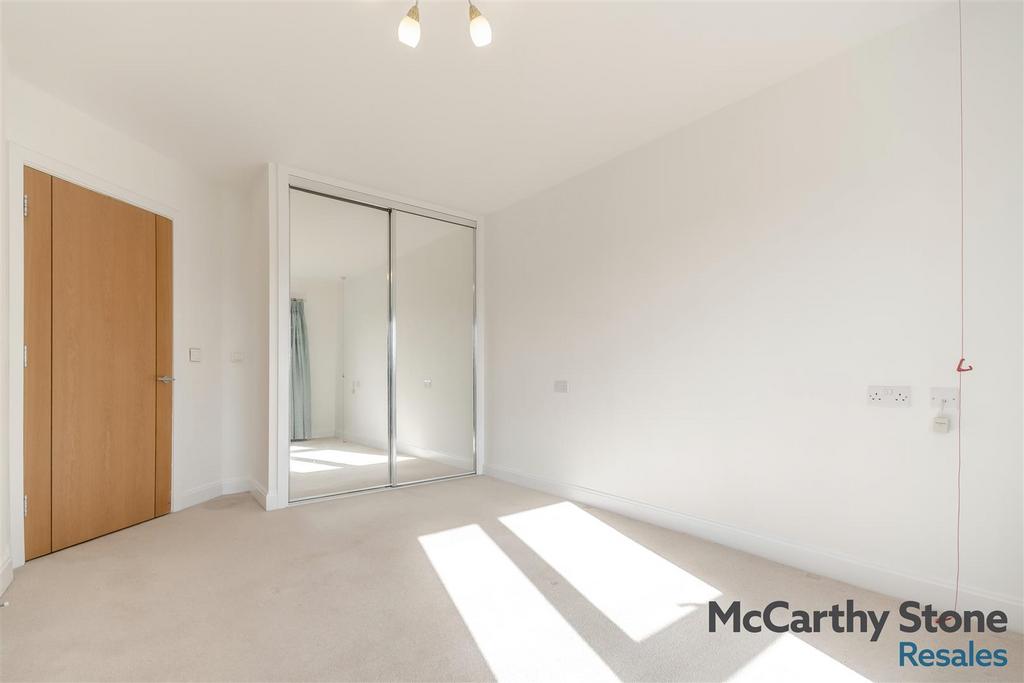8682219-interior06.jpg