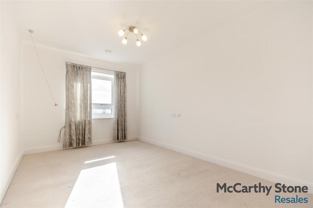 8682219-interior07.jpg