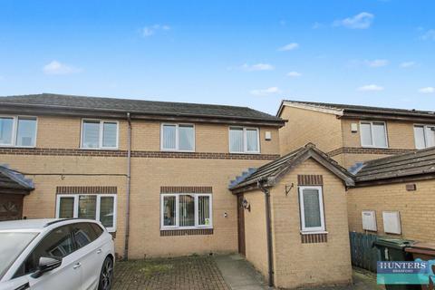 3 bedroom semi-detached house for sale, Bierley House Avenue, Bradford, BD4 6JP