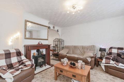 3 bedroom semi-detached house for sale, Beaumont Leys Lane, Leicester, LE4