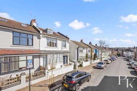 2 bedroom flat for sale, Bristol Street, Brighton BN2