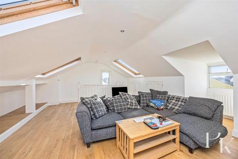 2 bedroom flat for sale, Bristol Street, Brighton BN2