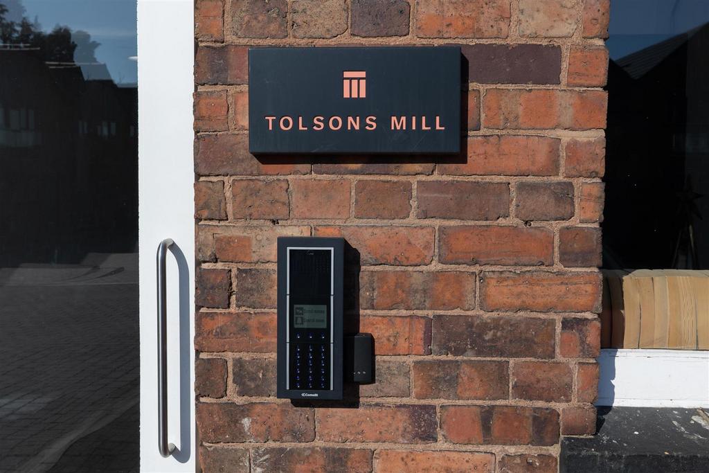Apt 504 The Mill 3.jpg