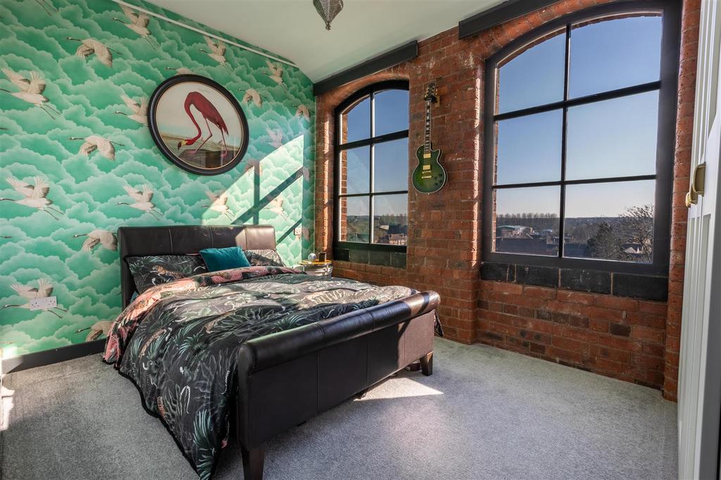 Apt 504 The Mill 16.jpg
