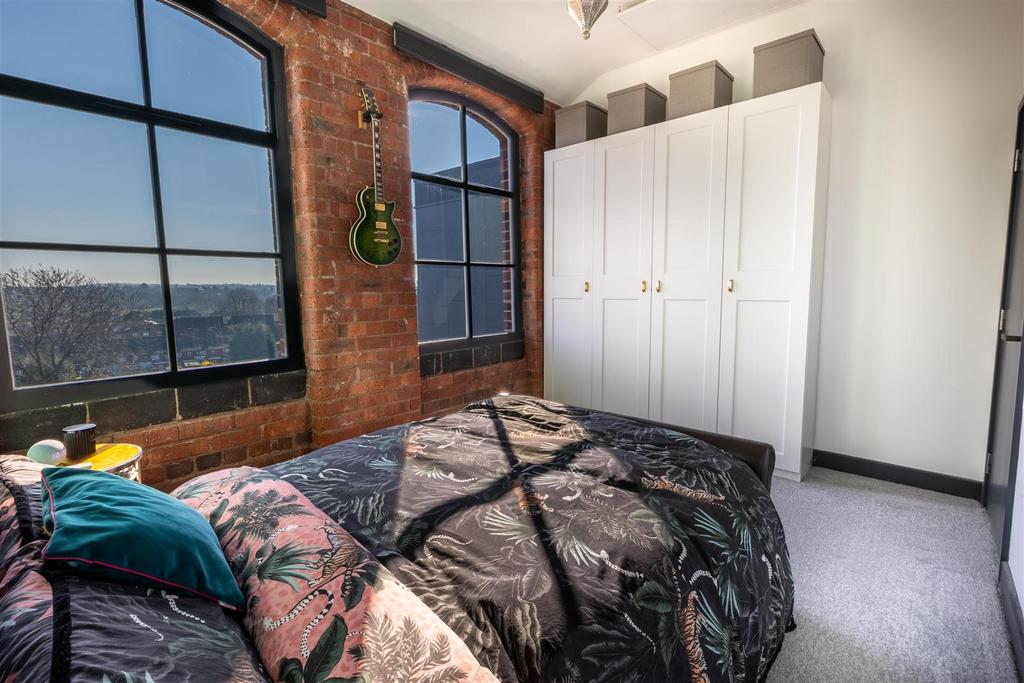 Apt 504 The Mill 17.jpg