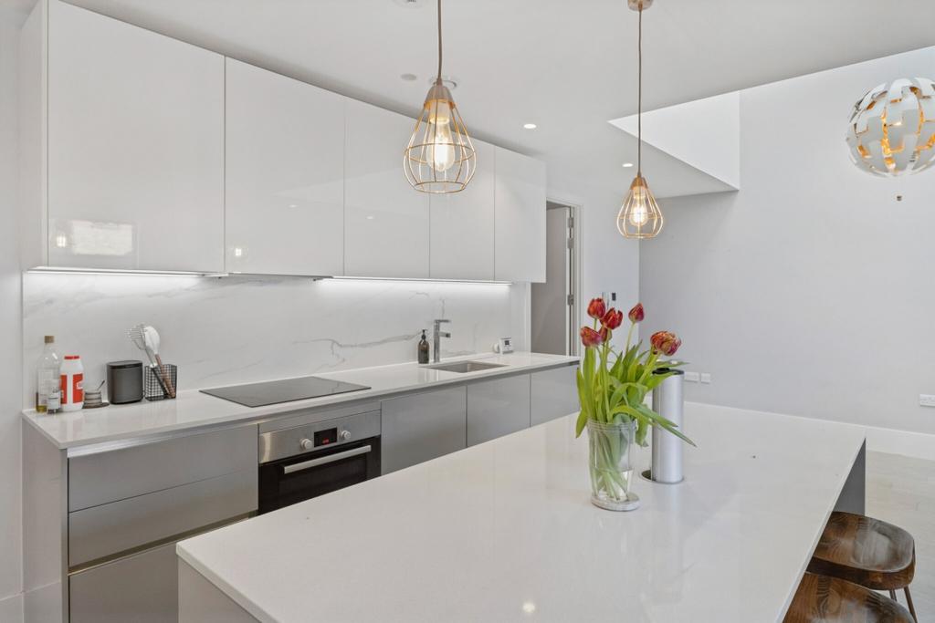 105428 Apartment ...
