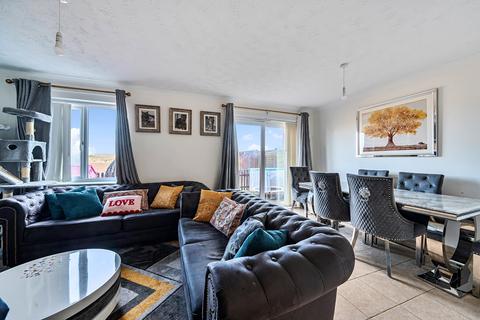 4 bedroom detached house for sale, Ramsthorn Close, Swindon, Wiltshire
