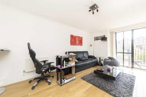 1 bedroom flat for sale, Burrells Wharf Square, London E14