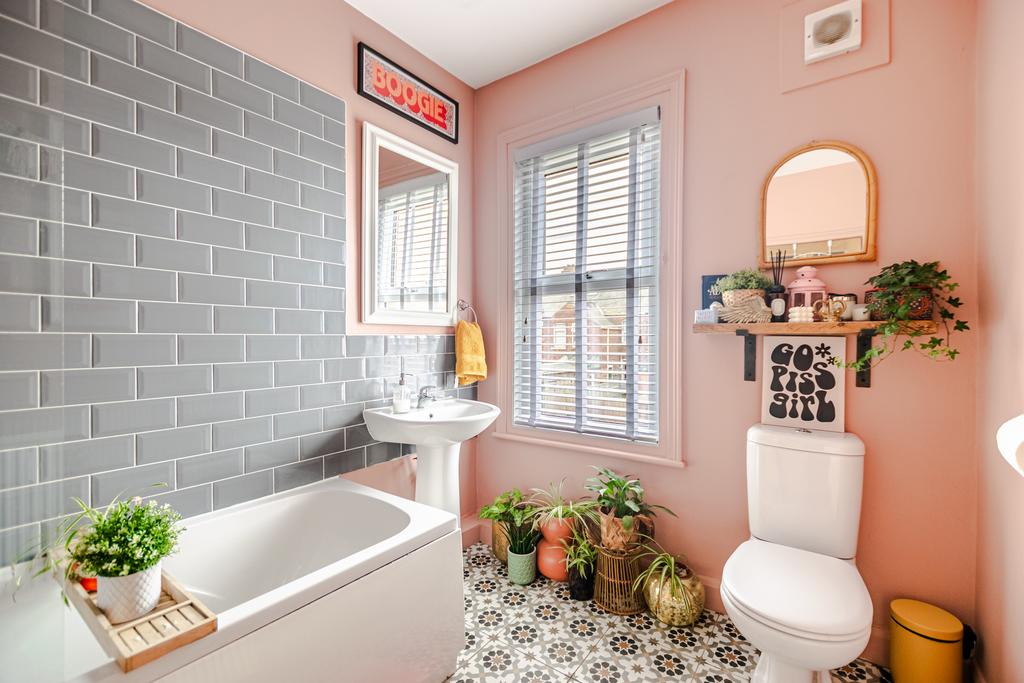 Bathroom1