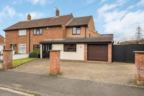 3 bedroom semi-detached house for sale, Elton Crescent, Wheatley, OX33