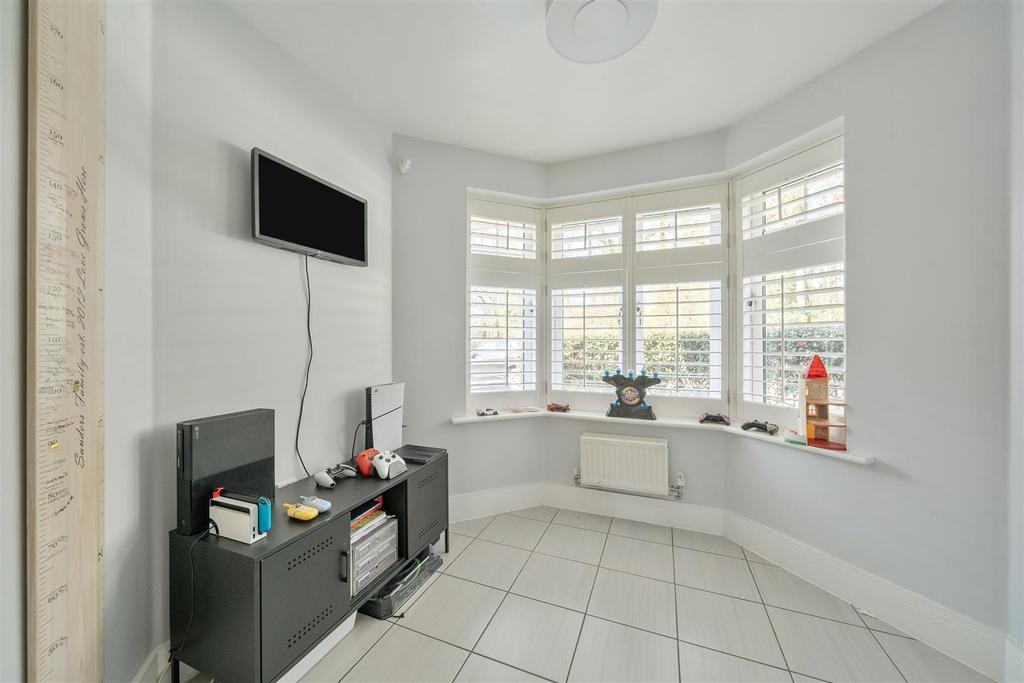 1433135-22-69bc3b1010a7c.jpg