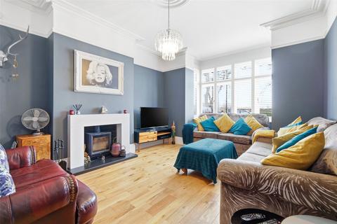 undefined, Kensington Road, Southchurch Park Area, Essex, SS1