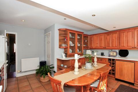 4 bedroom semi-detached house for sale, Northfield Road, PETERBOROUGH