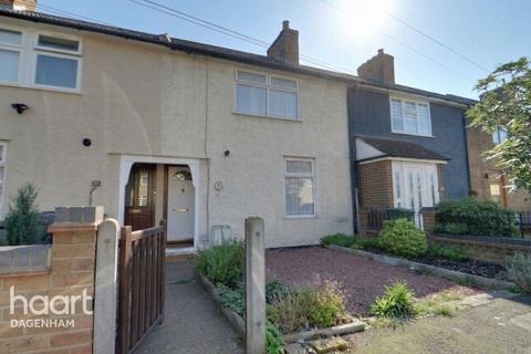 2 bedroom terraced house for sale, Raydons Road, Dagenham