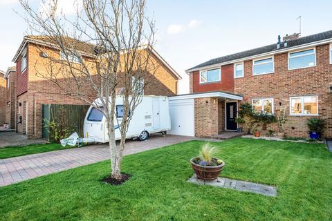 3 bedroom semi-detached house for sale, Framley Road, Tonbridge TN10 4HT