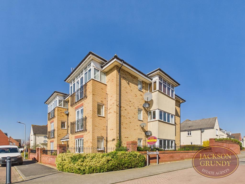 St Crispin Crescent