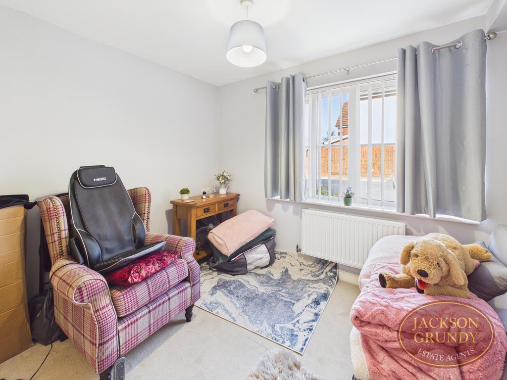 St Crispin Crescent