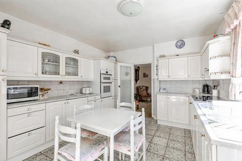3 bedroom detached house for sale, Reservoir Road, Kettering