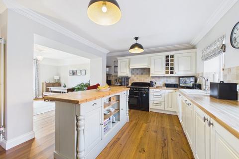 undefined, London Road, Attleborough NR17