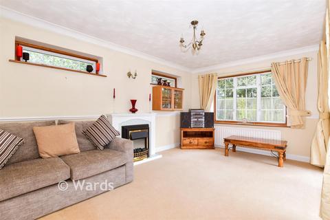 3 bedroom detached house for sale, Dane Court, Coxheath, Maidstone, Kent