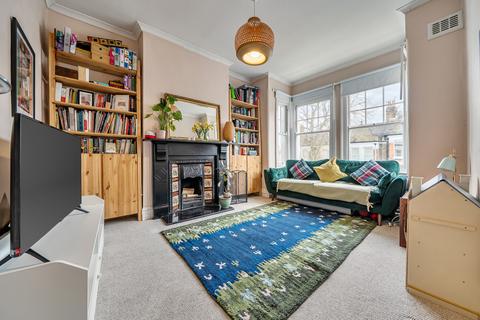 3 bedroom maisonette for sale, Eastcombe Avenue, London