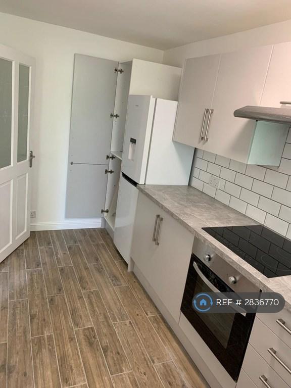 Kitchen To Lounge