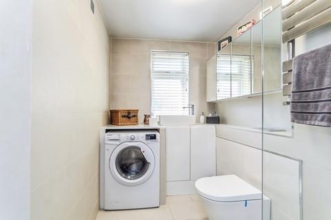 1 bedroom flat for sale, Woodpecker Mount, Pixton Way, Croydon, CR0