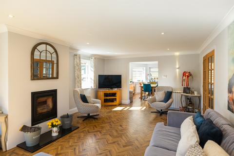 4 bedroom detached house for sale, Rue De La Villette, St. Martin, Guernsey