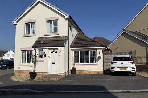 3 bedroom detached house for sale, 14 Clos Yr Ysgol
