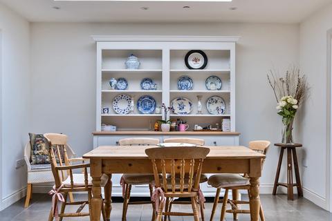 3 bedroom end of terrace house for sale, Clarendon Court, Marlborough, SN8