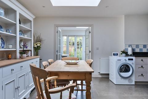 3 bedroom end of terrace house for sale, Clarendon Court, Marlborough, SN8
