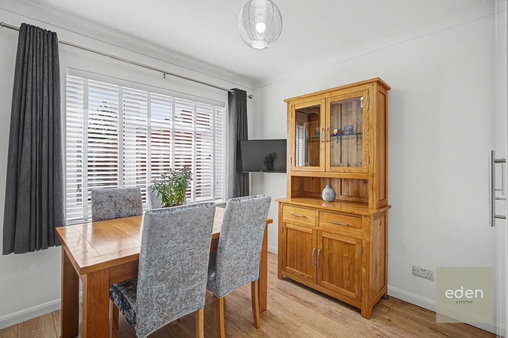 Bedroom 3/dining room