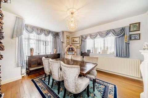 4 bedroom detached house for sale, Pollards Hill North, London SW16