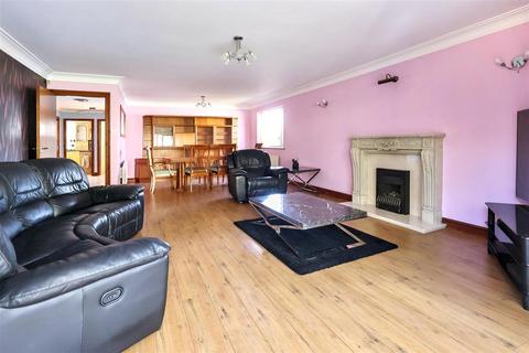 3 bedroom detached bungalow for sale, Fraser Road, Carlton, Nottingham
